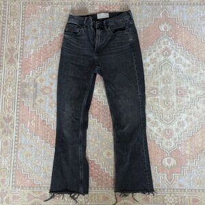Everlane Black Washed High Rise Kick Crop Jeans Size 26